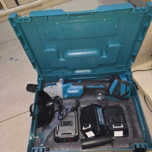 Makita cordless angle grinder set