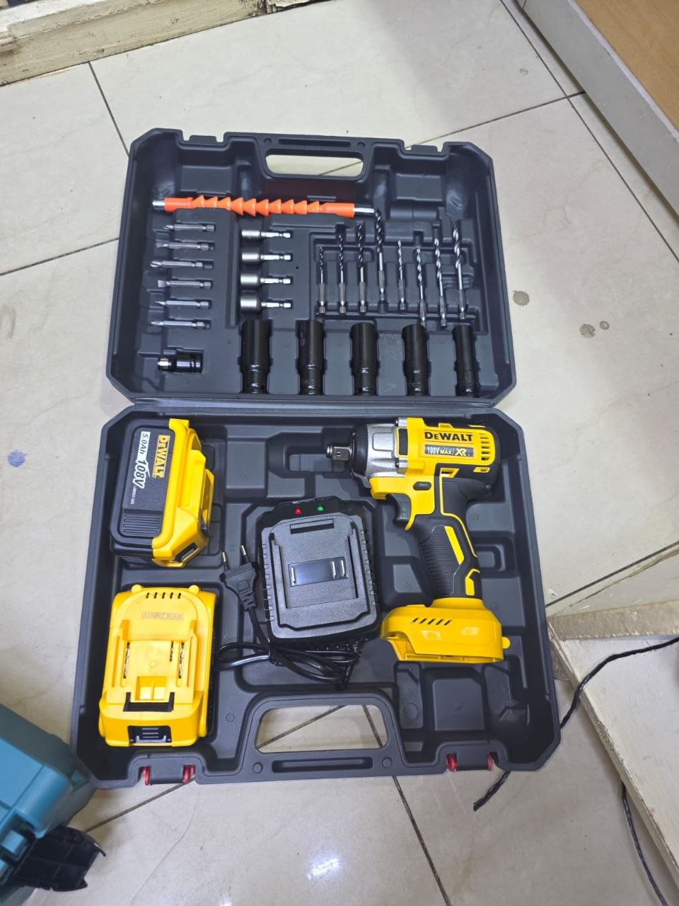 fbf1ac9e-7c55-44a5-805f-15a5e718e117 Dewalt 108V cordless impact wrench - Image 1