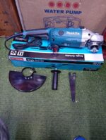 Makita GA9020 Angle Grinder a 9-inch